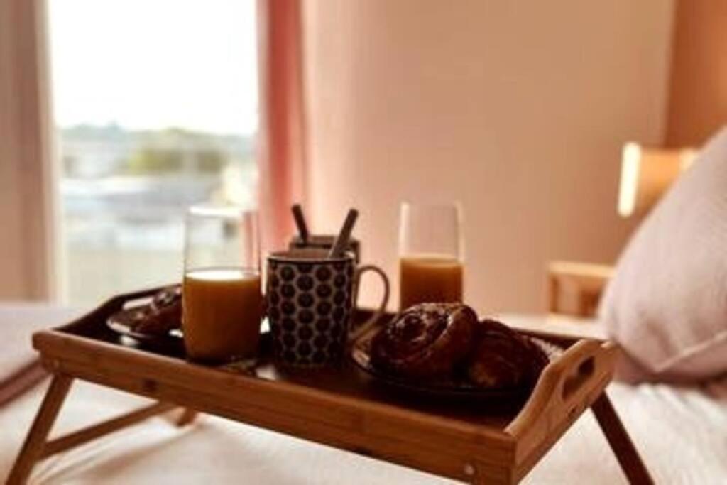 Penthouse De Standing: Vue Paris- 10Min De L'Aeroport Orly - Parking Gratuit Apartment ภายนอก รูปภาพ