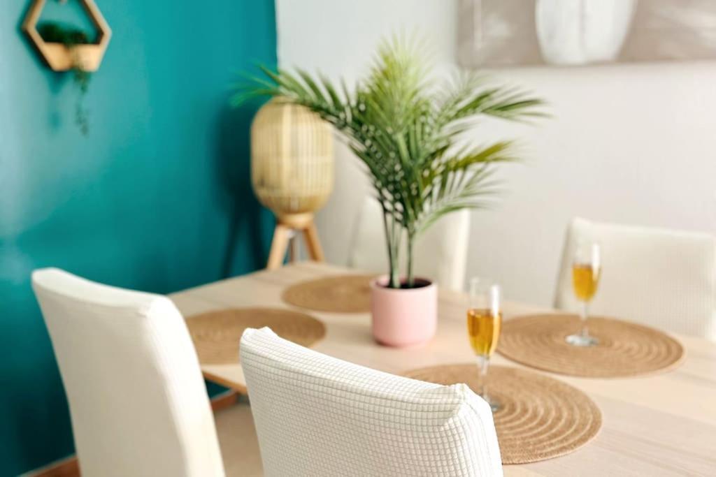 Penthouse De Standing: Vue Paris- 10Min De L'Aeroport Orly - Parking Gratuit Apartment ภายนอก รูปภาพ