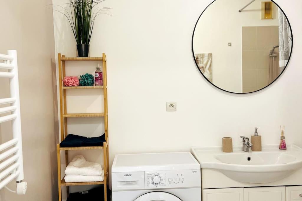 Penthouse De Standing: Vue Paris- 10Min De L'Aeroport Orly - Parking Gratuit Apartment ภายนอก รูปภาพ